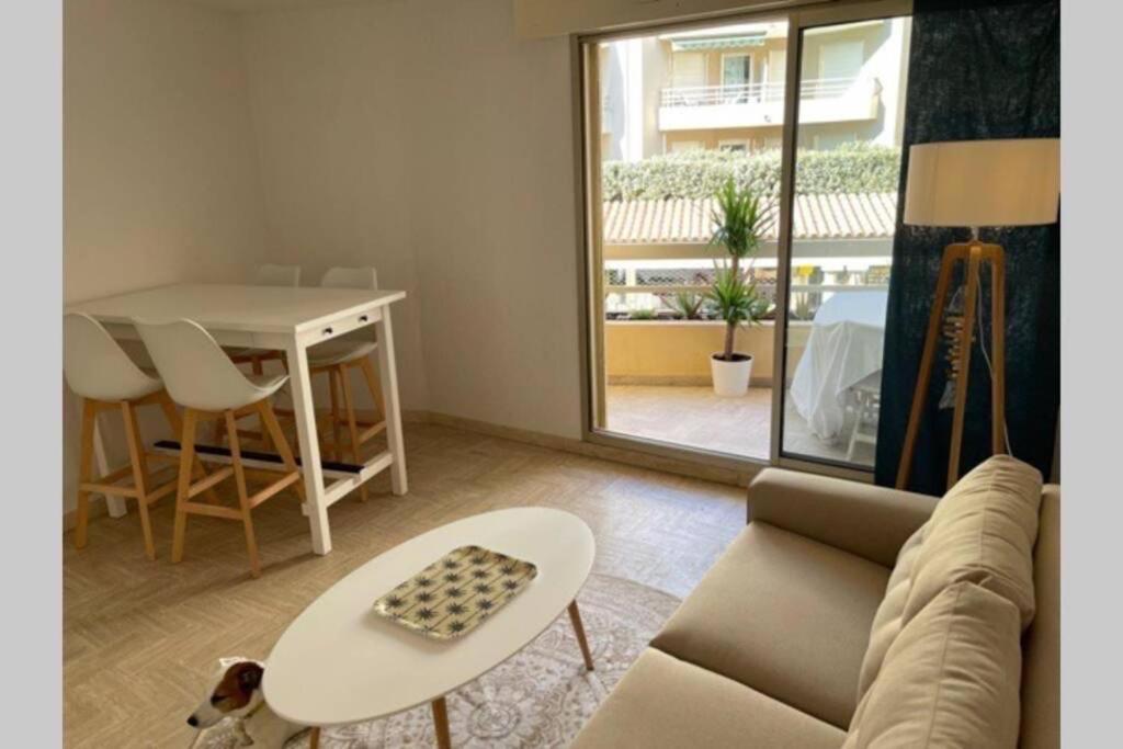 Confortable Appartement A Cavalaire-Sur-Mer Kültér fotó